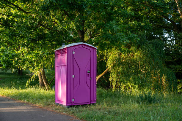 Best Portable restroom solutions  in Lake City, FL